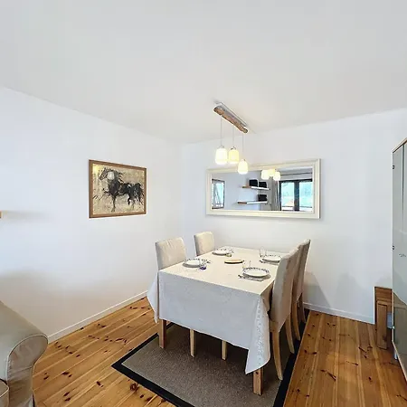 Chamonix: 4 Pers, Parking, Wifi - Fr-1-507-24 Шамоні