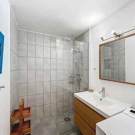 Chamonix: Appart 4 Pers, Parking, Wifi - Fr-1-507-24 Apartment Chamonix