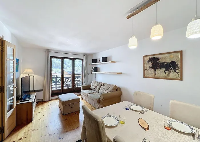 Appartement Chamonix Centre, 4 Pers, 2 Ch. avec Balcon, Parking, Proche Téléphérique et Remontées - FR-1-507-24 Apartamento